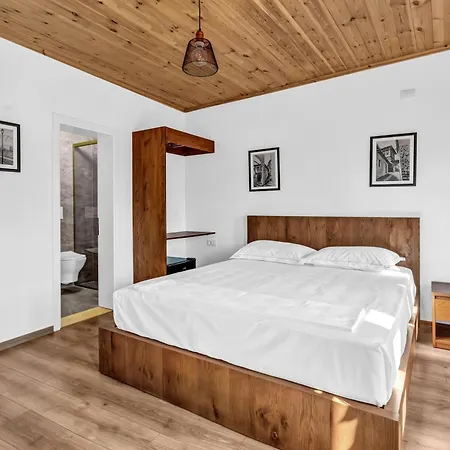 Sophie Castle 베라트